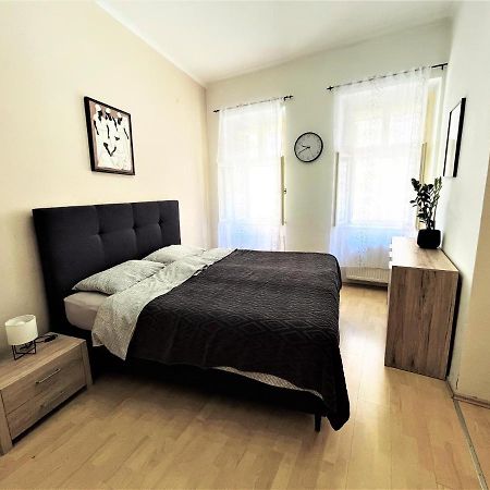 Viktorija City Center Apartment Ljubljana Eksteriør billede